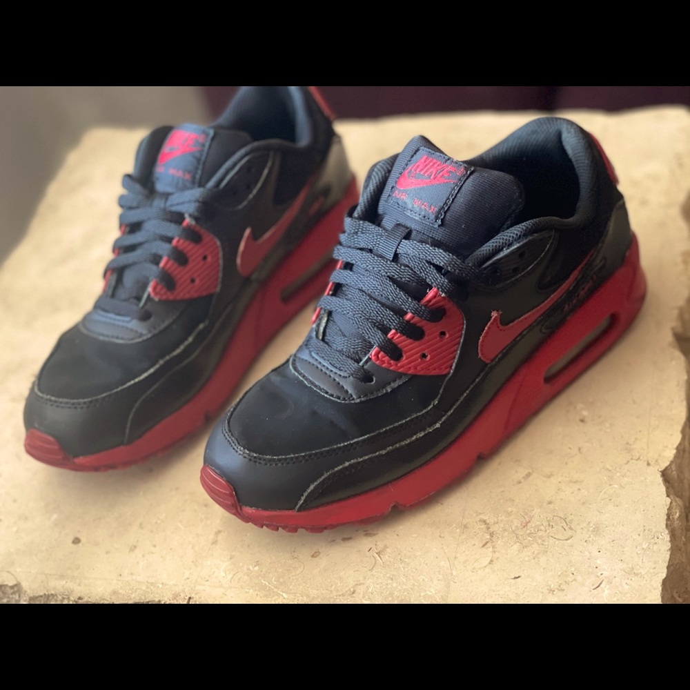 Air maxes